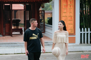 Trải nghiệm Khu du lịch sinh thái Hải Thượng cùng Á hậu Du lịch Dân tộc Việt Nam và du khách Nam Phi