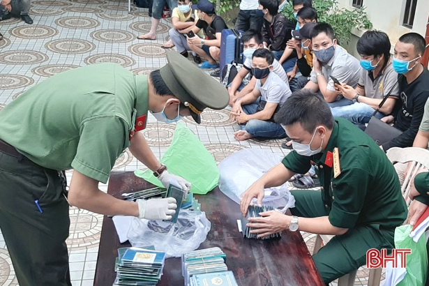 Nơi tuyến đầu chống dịch Covid-19