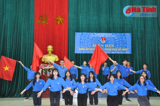 moi dvtn phai chu dong xay dung chuong trinh khoi nghiep