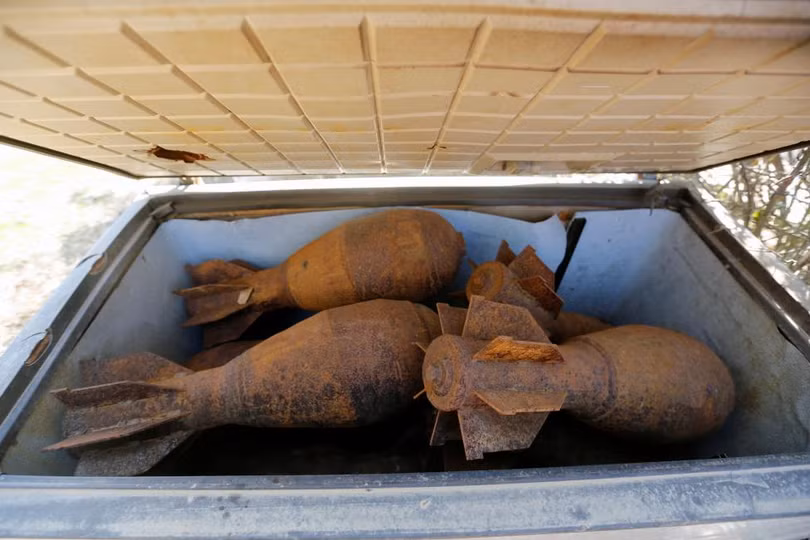 photo dong vat bi bo doi den chet trong so thu o mosul