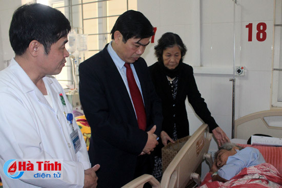 pho chu tich ubnd tinh tham suc khoe nha nghien cuu van hoa nha van ha tinh