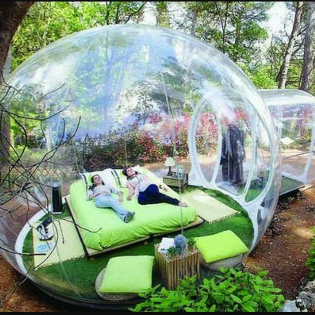 doc dao khach san bong bong giup du khach om tron ca bau troi sao