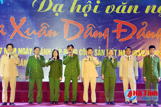 da hoi van nghe mua xuan dang dang