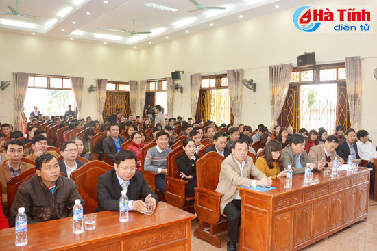 15 000 vi tri viec lam cho nguoi lao dong ha tinh dip dau nam