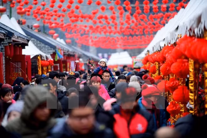 dan trung quoc chi toi hon 67 ty usd trong dip tet am lich