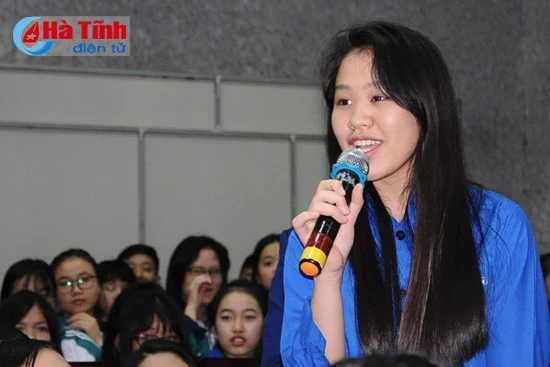 moi dvtn phai chu dong xay dung chuong trinh khoi nghiep