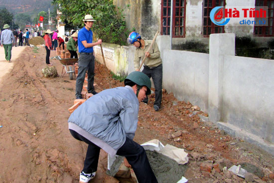 hang tram can bo doan vien giup dan can loc xay dung ntm