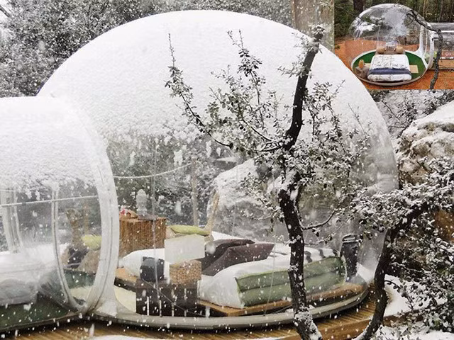 doc dao khach san bong bong giup du khach om tron ca bau troi sao