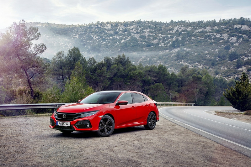 ngam chi tiet ve dep cua honda civic hatchback 2017