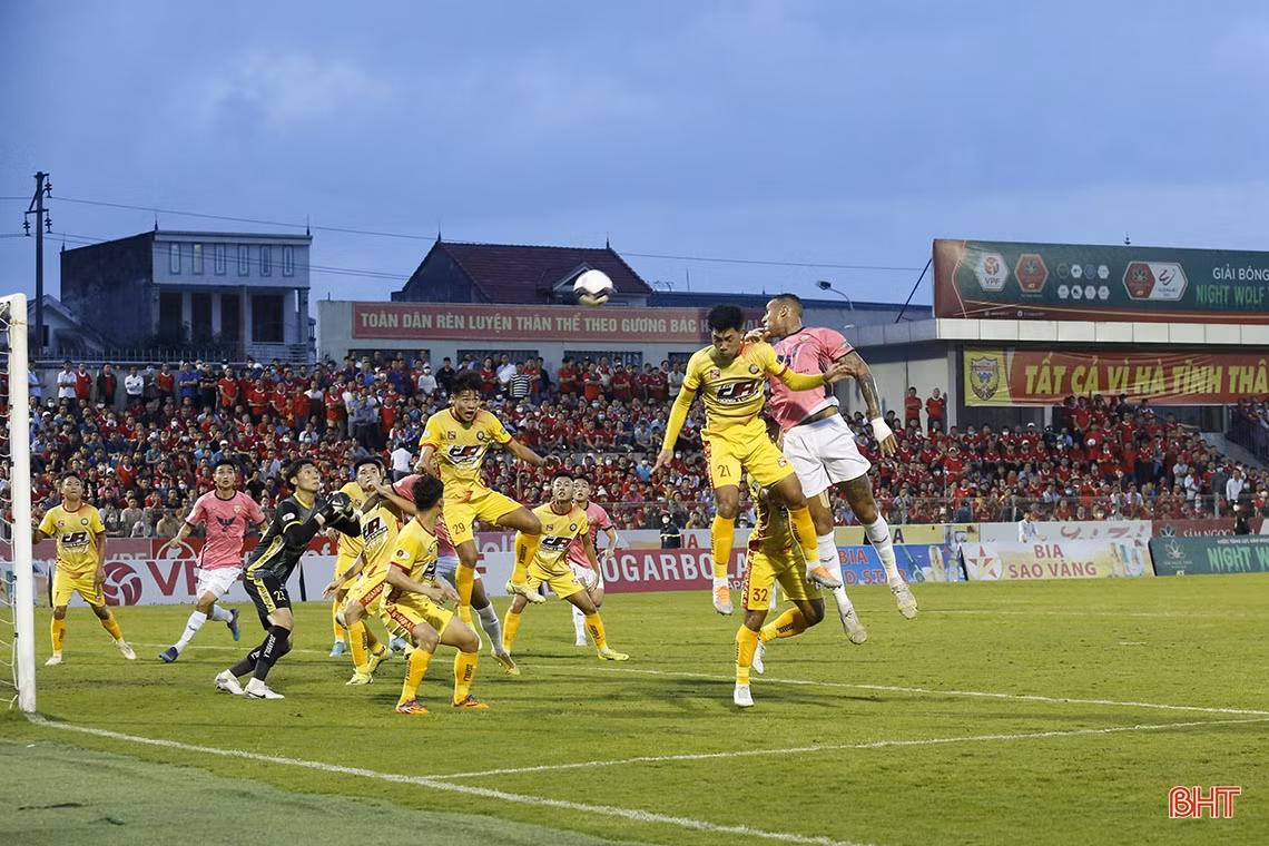 Hành trình trụ hạng của Hồng Lĩnh Hà Tĩnh ở V.League 2022