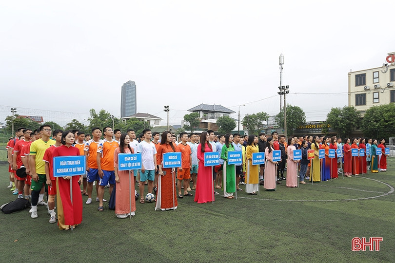 Khởi tranh Giải Bóng đá nam khối các cơ quan và doanh nghiệp Hà Tĩnh