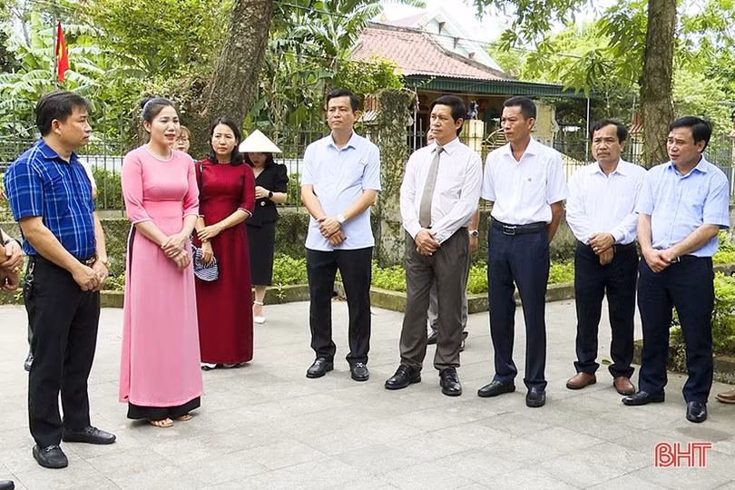 Huyện Tuy An thăm và làm việc tại huyện Đức Thọ