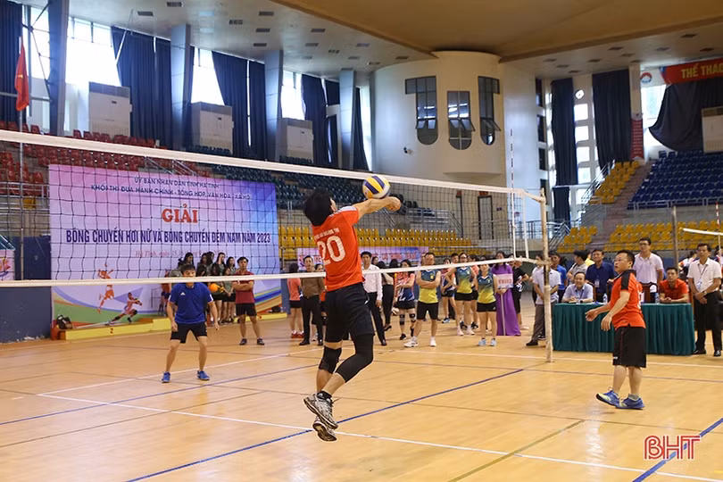 Khai mạc giải bóng chuyền khối Hành chính - Tổng hợp, Văn hóa - Xã hội