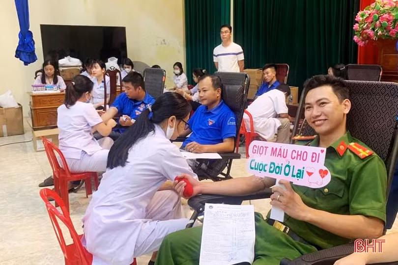 Các đoàn viên, hội viên ở Lộc Hà hiến tặng 250 đơn vị máu