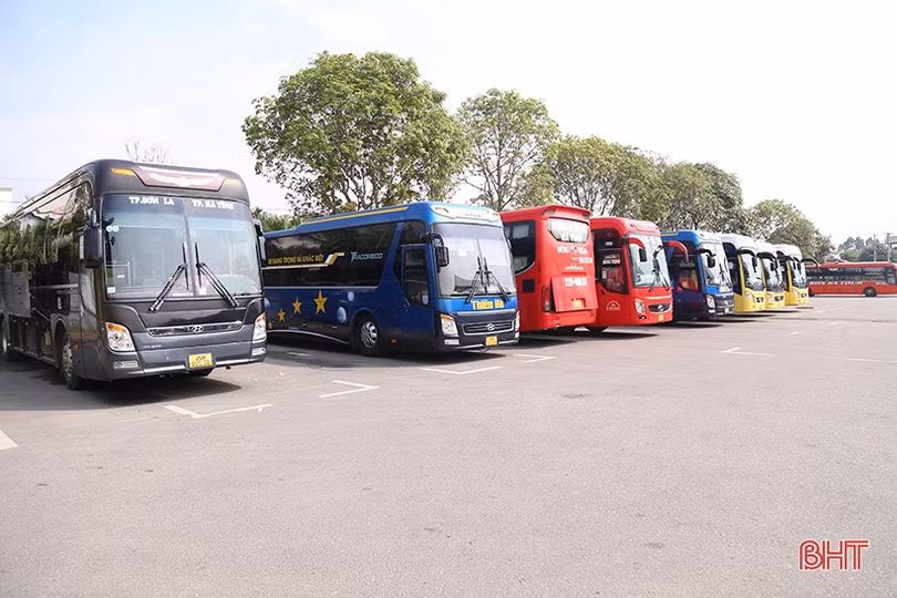 Tăng cường kiểm tra, xử lý tình trạng “xe dù, bến cóc”, xe trá hình tuyến cố định