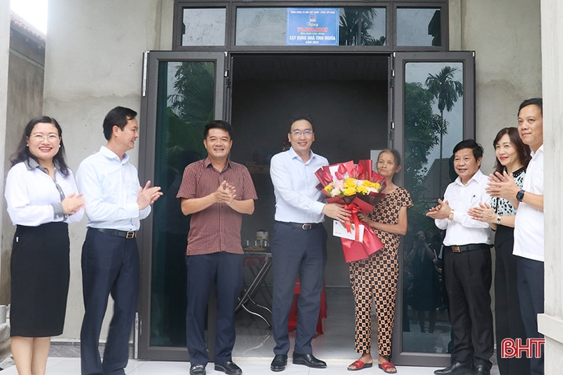Tổng Công ty Khí Việt Nam hỗ trợ 50 căn nhà tình nghĩa cho huyện Thạch Hà