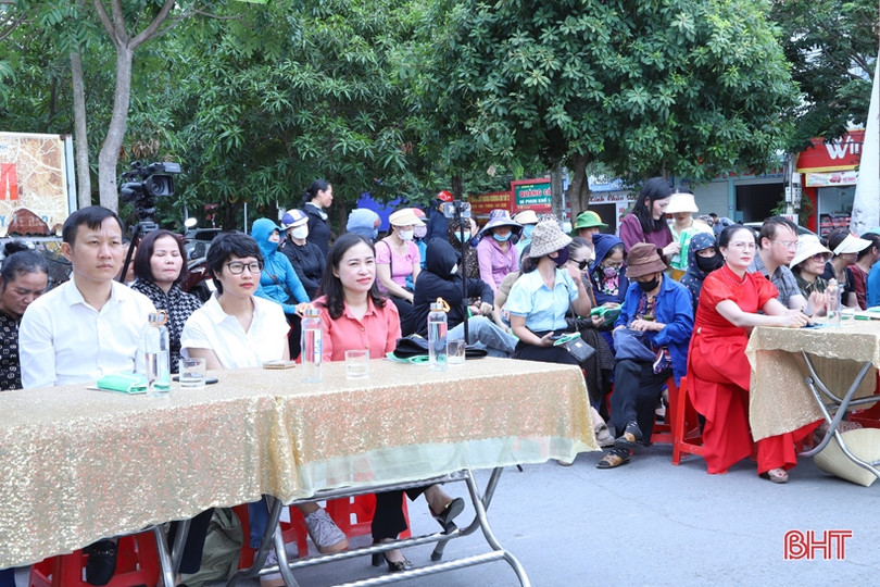 Phụ nữ TP Hà Tĩnh hưởng ứng giảm thiểu rác thải nhựa