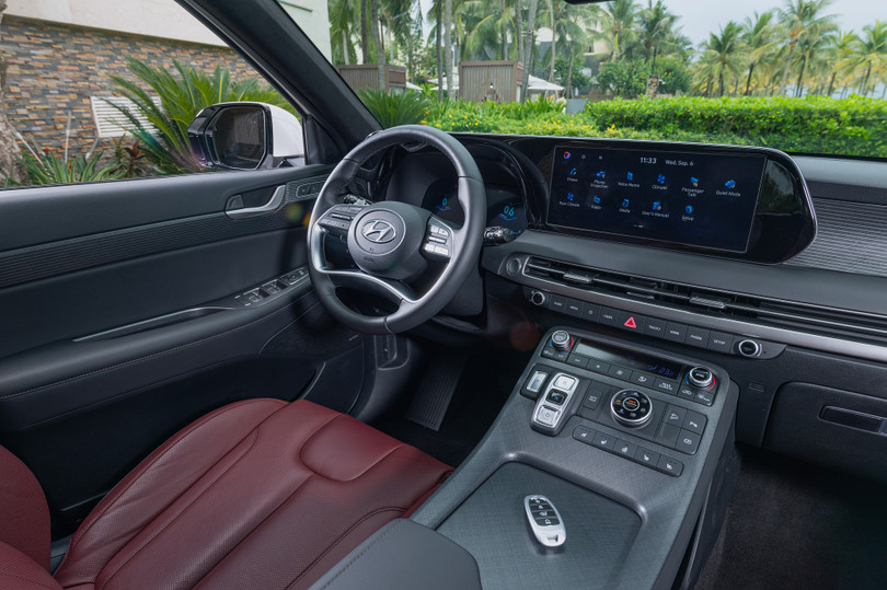 Chi tiết Hyundai Palisade vừa ra mắt tại Việt Nam, đối thủ của Ford Explorer