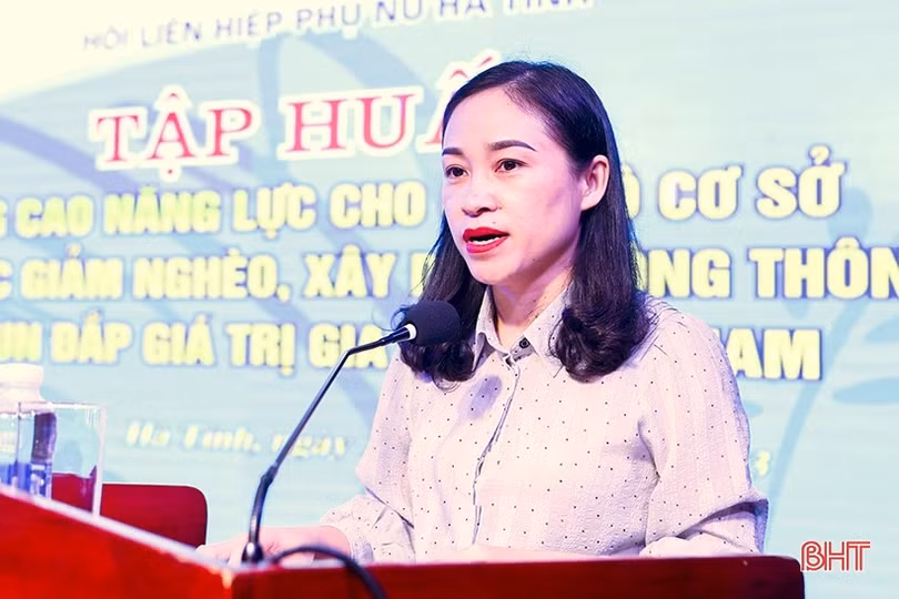 Nâng cao năng lực công tác cho cán bộ hội phụ nữ cơ sở