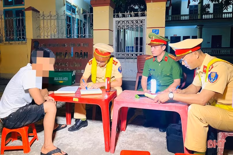 Xử lý nạn “xe dù, bến cóc” tại đô thị phía Bắc Hà Tĩnh