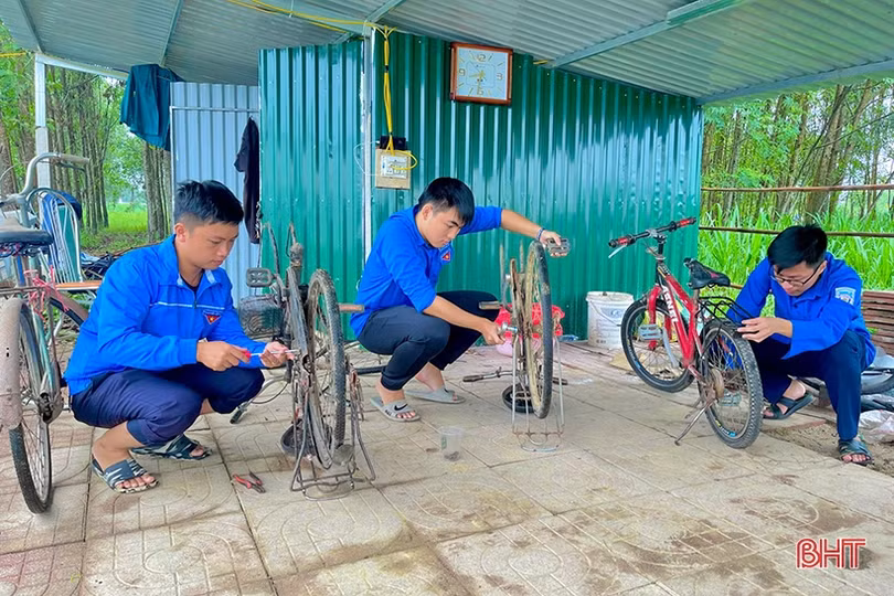 Hơn 4.000 ĐVTN Hà Tĩnh hưởng ứng Ngày Chủ nhật xanh lần thứ IV