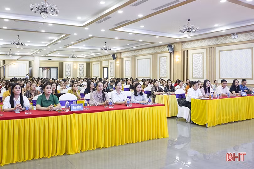 Nâng cao năng lực công tác cho cán bộ hội phụ nữ cơ sở