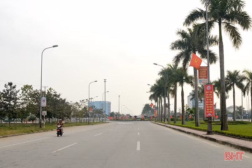 Thành phố Hà Tĩnh bình yên ngày đầu năm mới 