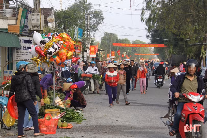 Náo nức phiên chợ tết những ngày cuối năm ở Hà Tĩnh
