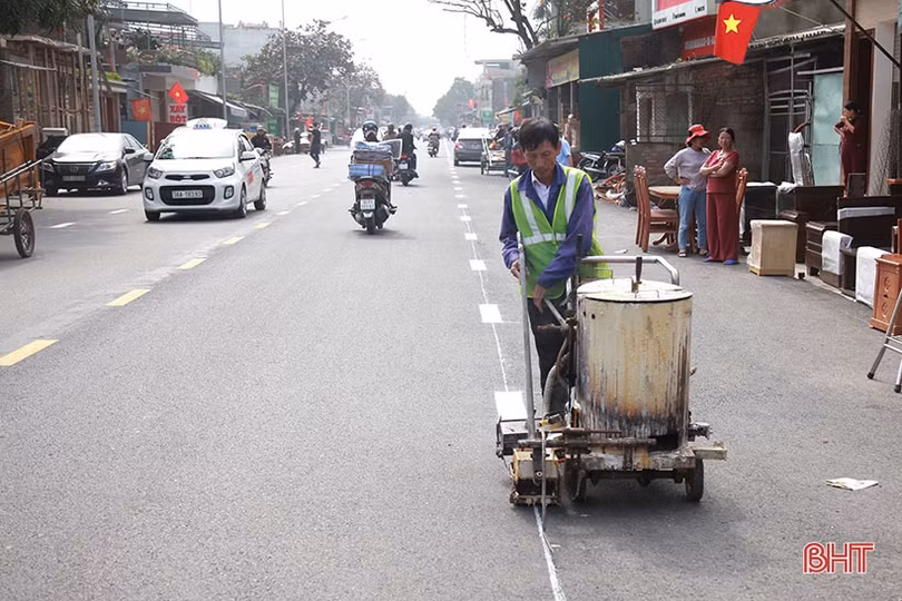 Phấn khởi “vi vu” trên tuyến đường “treo” lâu nhất TP Hà Tĩnh