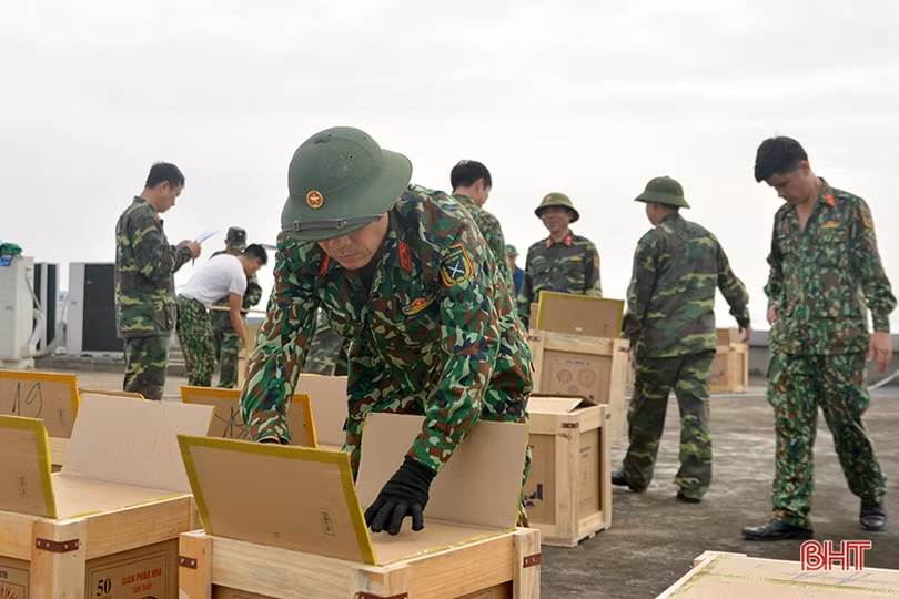 Cận cảnh “trận địa” pháo hoa ở TP. Hà Tĩnh trước giờ khai hỏa