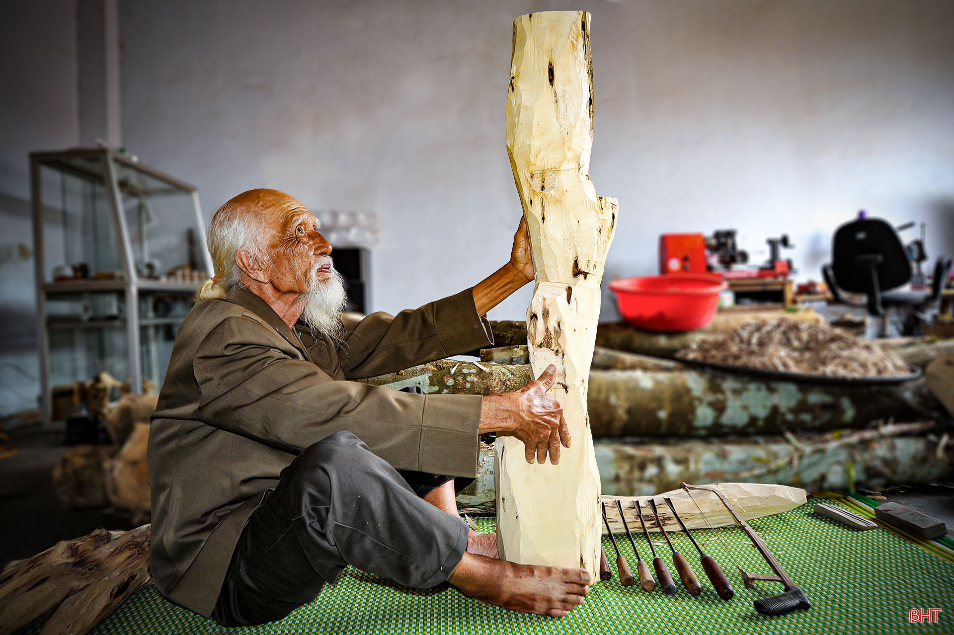 Về làng đục dó tìm trầm ở Hà Tĩnh