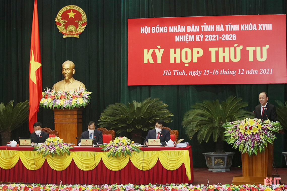 Đại biểu HĐND tỉnh Hà Tĩnh tâm huyết góp ý các báo cáo, dự thảo nghị quyết