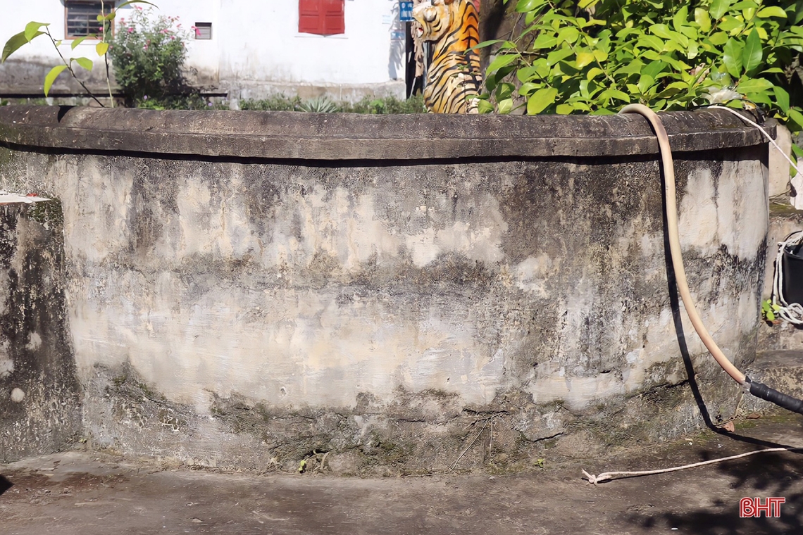 Văn hóa tâm linh của quần thể di tích dưới chân núi Hồng