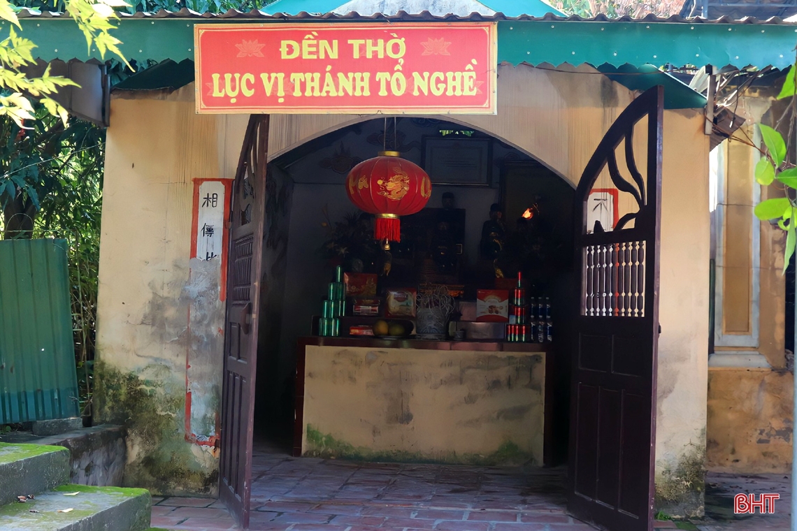 Văn hóa tâm linh của quần thể di tích dưới chân núi Hồng