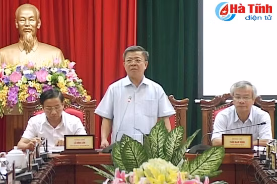 Bí thư Tỉnh ủy Võ Kim Cự phát biểu chỉ đạo xây dựng nghị quyết