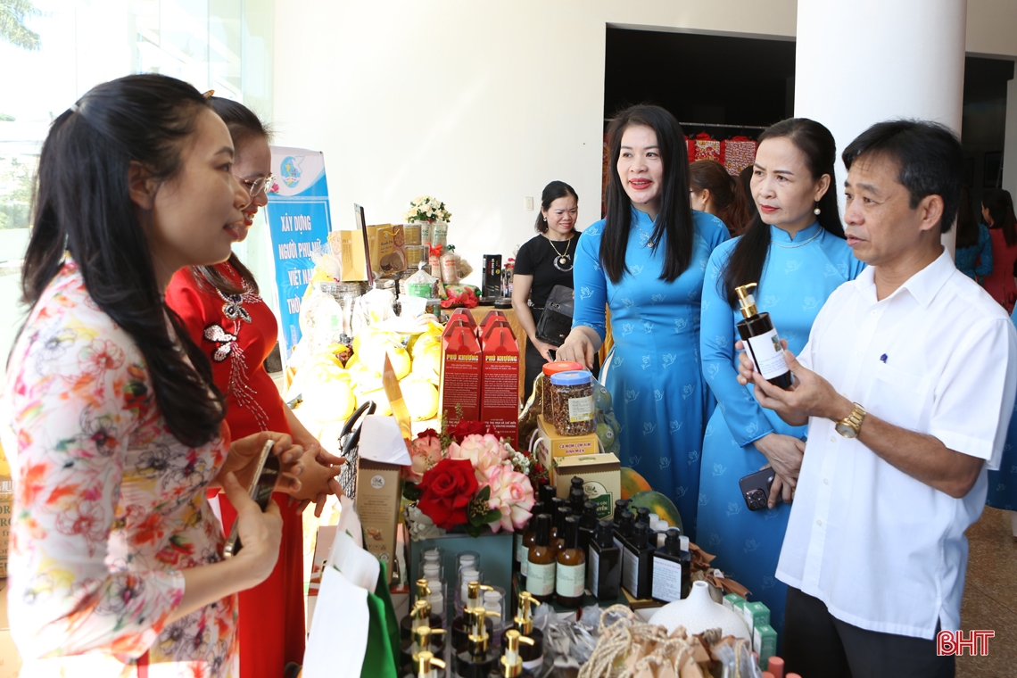 Trao giải cuộc thi phụ nữ Hà Tĩnh khởi nghiệp và vinh danh các doanh nghiệp nữ tiêu biểu