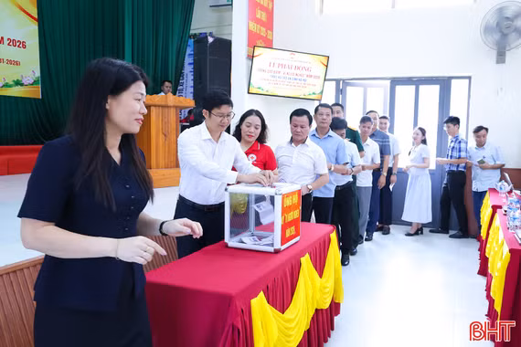Phường Hà Huy Tập phát động tháng cao điểm “Vì người nghèo”
