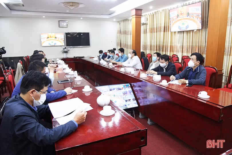 Bão số 9 rất mạnh, di chuyển nhanh, tuyệt đối không chủ quan