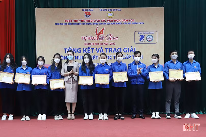 18 thí sinh đạt giải Cuộc thi “Tự hào Việt Nam” tỉnh Hà Tĩnh