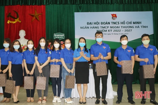 Tuổi trẻ Vietcombank Hà Tĩnh: Đoàn kết - trách nhiệm - sáng tạo - hành động