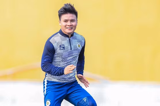 ‘Chê’ lương tháng 200 triệu, Quang Hải muốn rời CLB Hà Nội để xuất ngoại