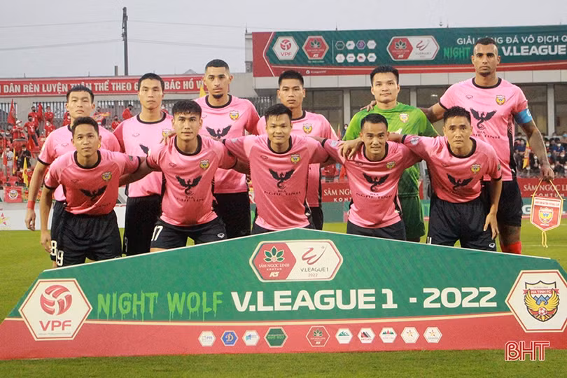 Thi đấu nỗ lực, Hồng Lĩnh Hà Tĩnh vẫn bại trận 1-3 trước đội khách Bình Định