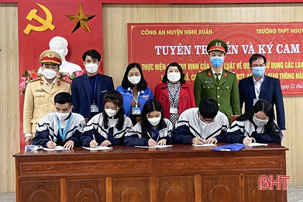 9 giáo viên, học sinh Hà Tĩnh vào vòng chung kết Cuộc thi “An toàn giao thông cho nụ cười ngày mai”