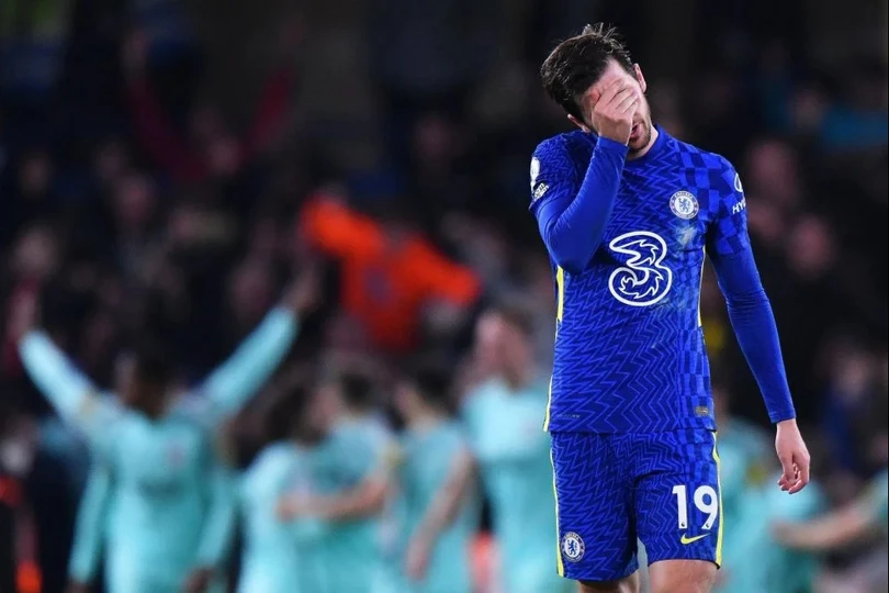 Chelsea phải làm gì để tránh sụp đổ?