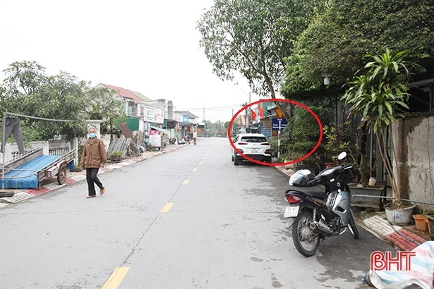 Bất cập trong việc lắp đặt biển báo giao thông ở Hà Tĩnh