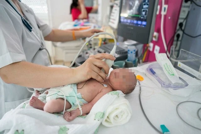 COVID-19 thể nặng đe dọa người mắc bệnh tim bẩm sinh ra sao?