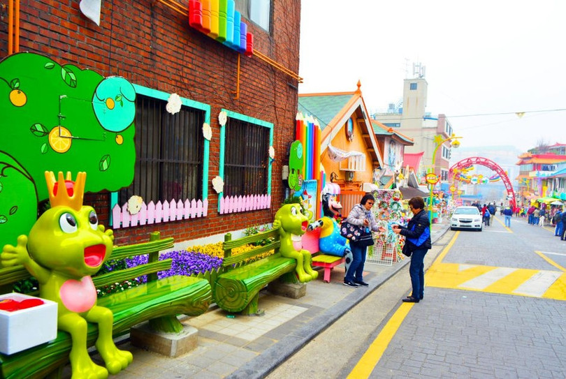 Ghé thăm những ngôi làng bích họa độc đáo ở Hàn Quốc