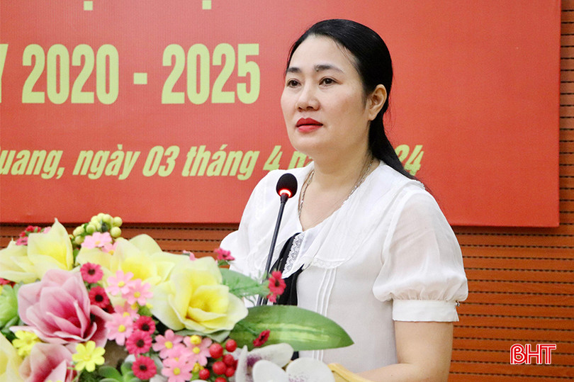 Bí thư Huyện ủy Vũ Quang Nguyễn Thị Việt Hà kết luận hội nghị. IMG_6974 copy.jpg
