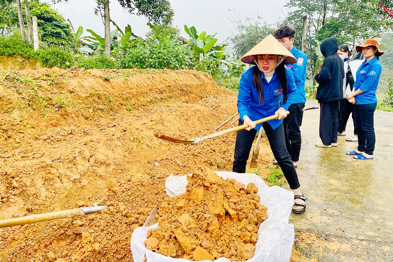 z5190815643696_f3fc06c88ec37a70e0bc9d01e1d00463 copy.jpg