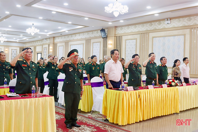 Đại biểu tham dự lễ kỷ niệm. z5454803982140_cbca9eb3e12dec3fdeaf1ecf41dc4654 copy.jpg
